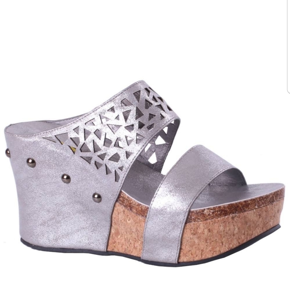 Bayswater Volatile wedge